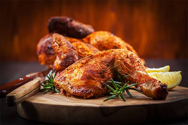 Épicerie d'Ici et d'Ailleurs : poulet rôti à Parthenay près de Niort, Bressuire (79) & Poitiers (86)