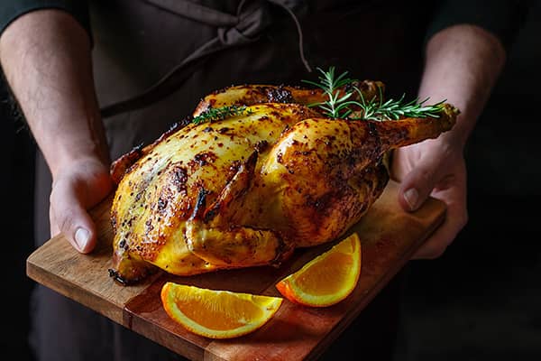 Épicerie d'Ici et d'Ailleurs : livraison poulet rôti à Parthenay près de Niort, Bressuire (79) & Poitiers (86)